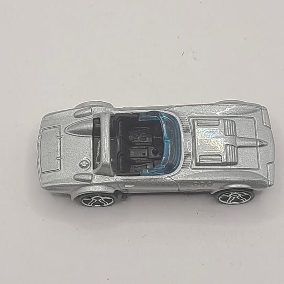 2014 Hot Wheels Gray Convertible, Made in Indonesia - Picture 4 of 5